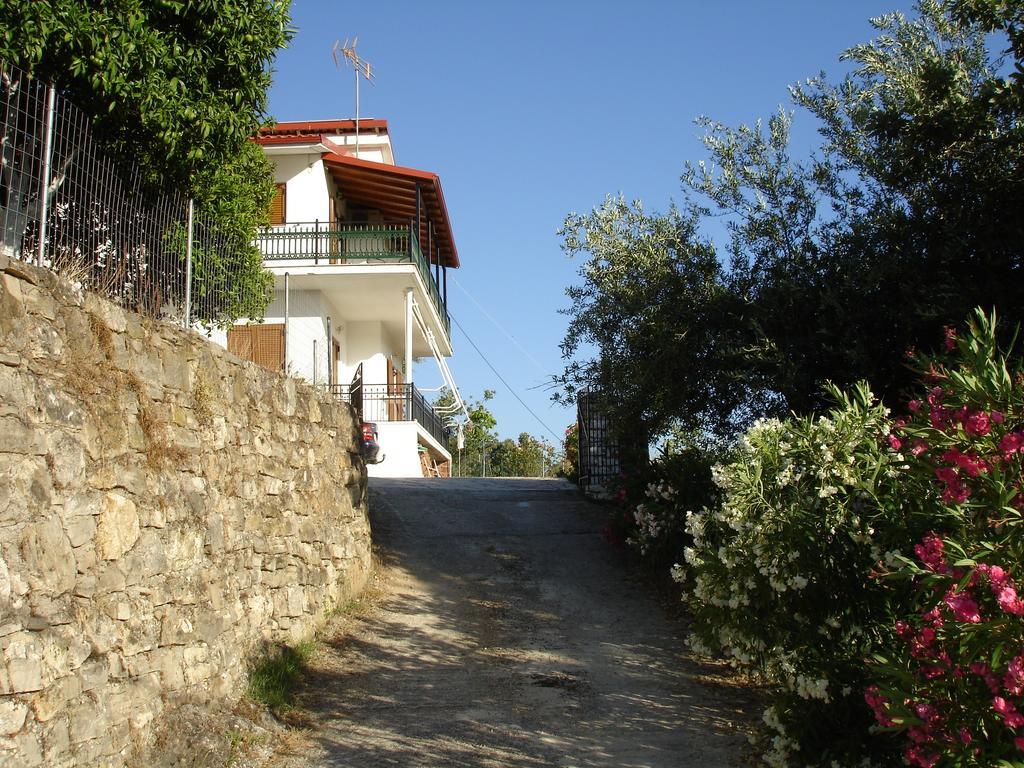 Paschos Rooms Сивота Экстерьер фото