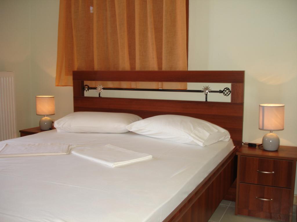 Paschos Rooms Сивота Экстерьер фото